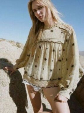 Zara Cream Embroidered Lace-Yoke Peasant Tunic